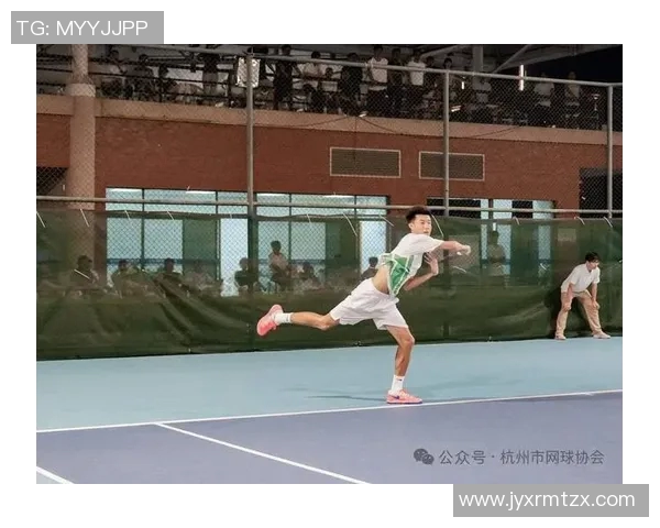 杭州网球队在世界锦标赛中的个人能力表现全面分析与点评 杭州网球队在世界锦标赛中的个人能力表现全面分析与点评